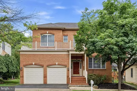 3009 Windy Knoll Ct, Rockville, MD 20850