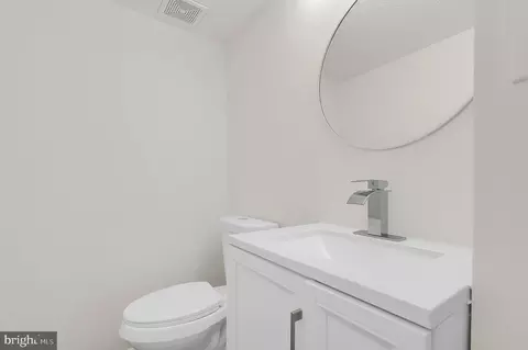 Bath - 1410 Elm Grove Cir, Silver Spring, MD 20905 photo 1 of 3