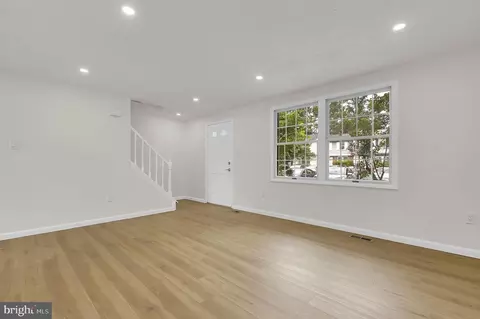 Living - 1410 Elm Grove Cir, Silver Spring, MD 20905 photo 1 of 6