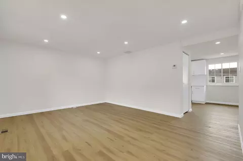 Living - 1410 Elm Grove Cir, Silver Spring, MD 20905 photo 2 of 6