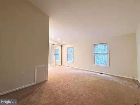 Bedroom - 10939 Pebble Run Dr, Silver Spring, MD 20902 photo 2 of 12