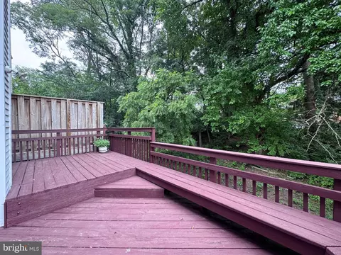 Exterior - 10939 Pebble Run Dr, Silver Spring, MD 20902 photo 13 of 17