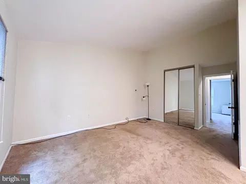 Bedroom - 10939 Pebble Run Dr, Silver Spring, MD 20902 photo 3 of 12