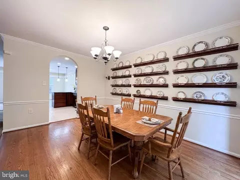 Dining - 10939 Pebble Run Dr, Silver Spring, MD 20902 photo 1 of 1