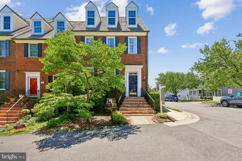 211 Chestertown St, Gaithersburg, MD 20878