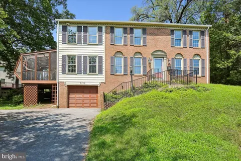 9106 Jones Mill Rd, Chevy Chase, MD 20815