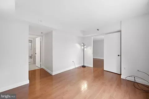 Living - 15100 Interlachen Dr #4-124, Silver Spring, MD 20906 photo 4 of 5