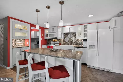 26011 Brigadier Pl #L, Damascus, MD 20872