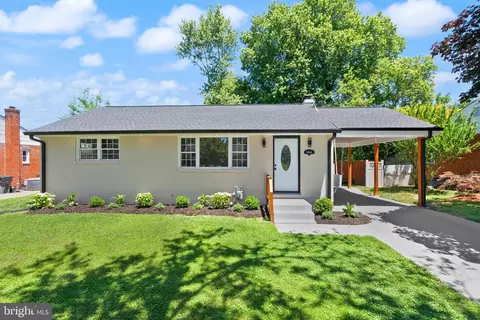 1006 Scott Ave, Rockville, MD 20851