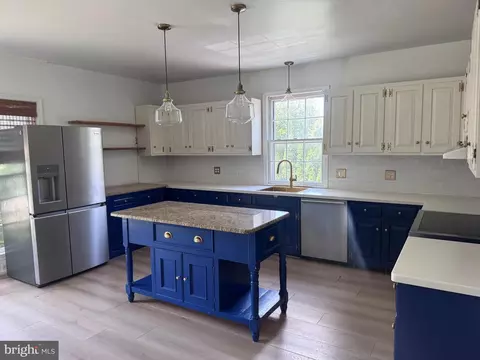 Kitchen - 10812 Cripplegate Rd, Potomac, MD 20854 photo 1 of 2