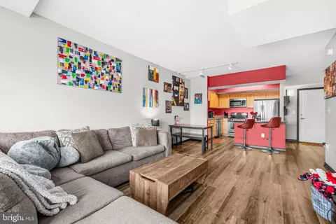 Living - 7915 Eastern Ave #1209, Silver Spring, MD 20910 photo 2 of 4