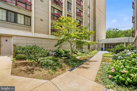 Exterior - 7915 Eastern Ave #1209, Silver Spring, MD 20910 photo 2 of 4
