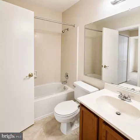2911 Hickory Leaf Way, Silver Spring, MD 20904 photo 9