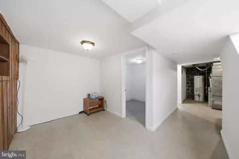 Entry Way - 11931 Centerhill St, Silver Spring, MD 20902 photo 6 of 6