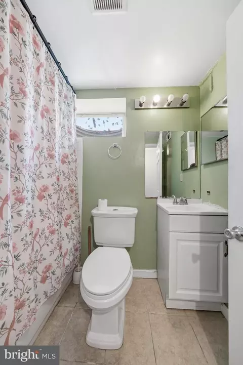 Bath - 11931 Centerhill St, Silver Spring, MD 20902 photo 2 of 2