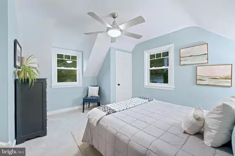 Bedroom - 8902 Sudbury Rd, Silver Spring, MD 20901 photo 13 of 17