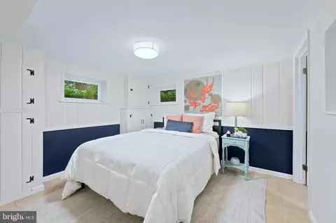 Bedroom - 8902 Sudbury Rd, Silver Spring, MD 20901 photo 16 of 17