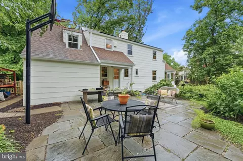 Exterior - 8902 Sudbury Rd, Silver Spring, MD 20901 photo 16 of 17
