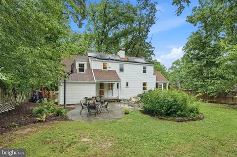 Exterior - 8902 Sudbury Rd, Silver Spring, MD 20901 photo 12 of 17