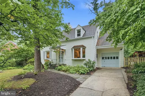 Exterior - 8902 Sudbury Rd, Silver Spring, MD 20901 photo 10 of 17
