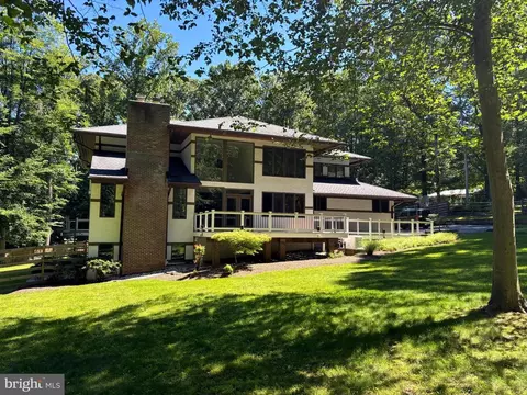 11455 S Glen Rd, Potomac, MD 20854
