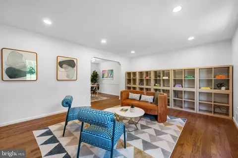 Living - 13848 Turnmore Rd, Silver Spring, MD 20906 photo 4 of 8