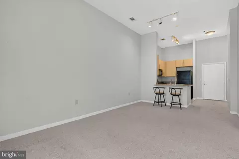Living - 1201 E West Hwy #241, Silver Spring, MD 20910 photo 4 of 4