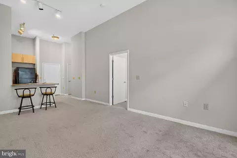 Living - 1201 E West Hwy #241, Silver Spring, MD 20910 photo 2 of 4
