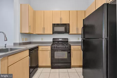Kitchen - 1201 E West Hwy #241, Silver Spring, MD 20910 photo 1 of 2