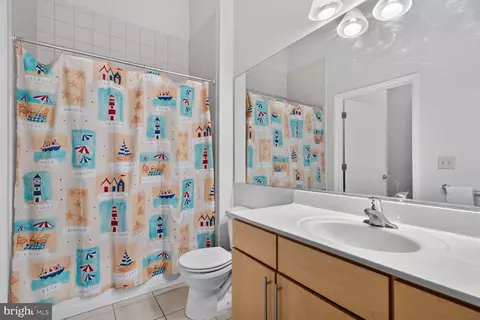 Bath - 1201 E West Hwy #241, Silver Spring, MD 20910 photo 1 of 1