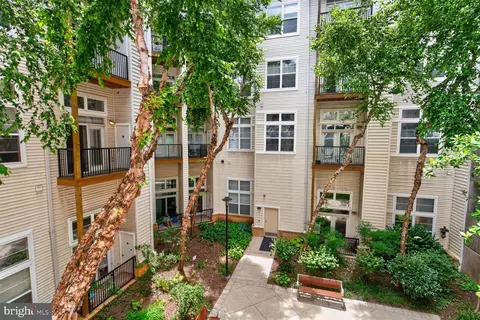 Exterior - 1201 E West Hwy #241, Silver Spring, MD 20910 photo 3 of 15