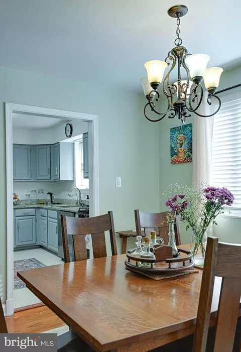 Dining - 406 Belton Rd, Silver Spring, MD 20901 photo 1 of 1