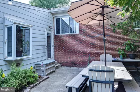Exterior - 406 Belton Rd, Silver Spring, MD 20901 photo 6 of 10