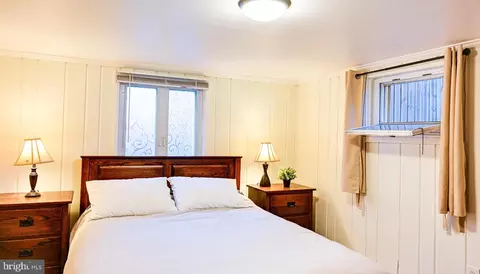Bedroom - 406 Belton Rd, Silver Spring, MD 20901 photo 4 of 5