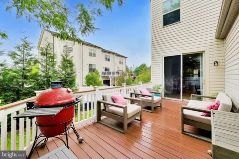Exterior - 13422 Redspire Dr, Silver Spring, MD 20906 photo 5 of 12