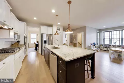 Kitchen - 13422 Redspire Dr, Silver Spring, MD 20906 photo 3 of 3