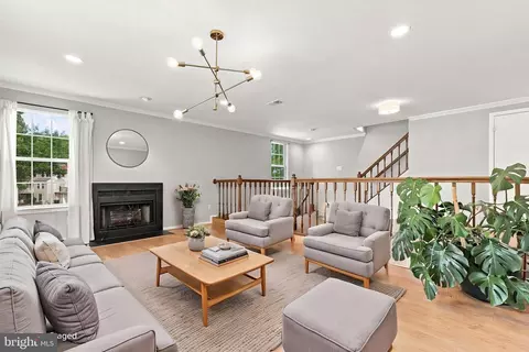 14621 Monmouth Dr, Burtonsville, MD 20866