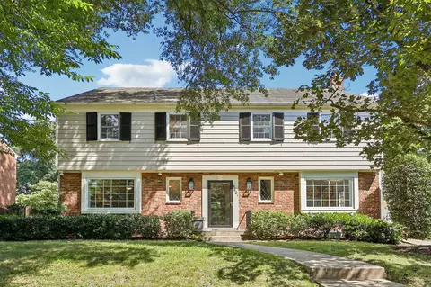 5601 Kirkwood Dr, Bethesda, MD 20816
