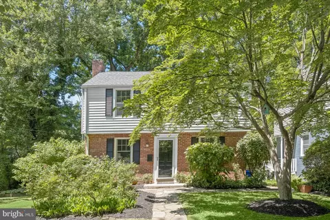 8800 Maywood Ave, Silver Spring, MD 20910