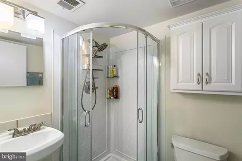 Bath - 3854 Bel Pre Rd #13, Silver Spring, MD 20906 photo 3 of 3