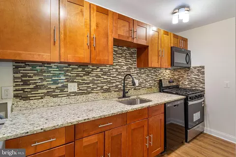 Kitchen - 3854 Bel Pre Rd #13, Silver Spring, MD 20906 photo 2 of 4