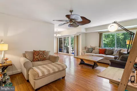 Living - 3854 Bel Pre Rd #13, Silver Spring, MD 20906 photo 1 of 4