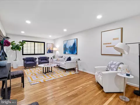 Living - 903 Annmore Dr, Silver Spring, MD 20902 photo 1 of 2