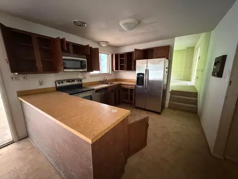Kitchen - 913 Windmill Ln, Silver Spring, MD 20905 photo 1 of 2