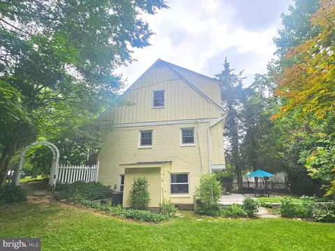 3314 Camalier Dr, Chevy Chase, MD 20815