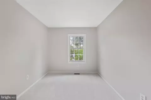 Other - 1104 Travis Ln, Gaithersburg, MD 20879 photo 4 of 8