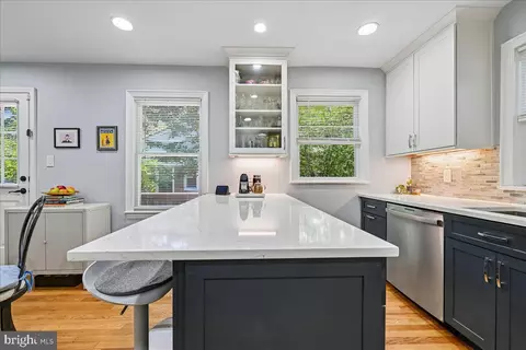 Kitchen - 10211 Brookmoor Dr, Silver Spring, MD 20901 photo 2 of 2
