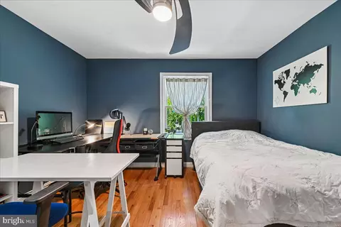 Bedroom - 10211 Brookmoor Dr, Silver Spring, MD 20901 photo 1 of 3