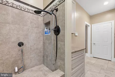 Other - 19313 Cissel Manor Dr, Poolesville, MD 20837 photo 16 of 19