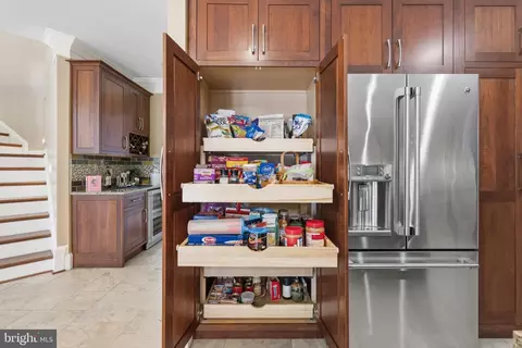 Other - 19313 Cissel Manor Dr, Poolesville, MD 20837 photo 17 of 19